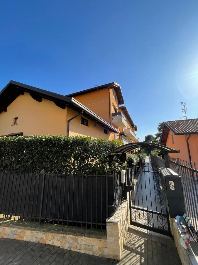 Appartamento Casa Manuel Gallarate Esterno foto